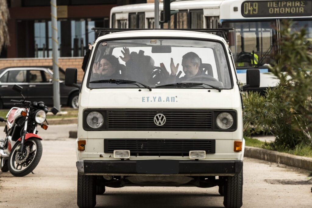 COSMOTETVΡΙΦΙΦΙ2048x1366 TOM and CHILL