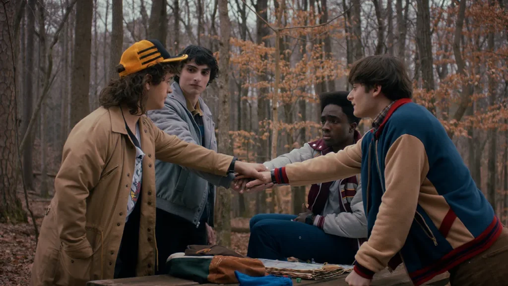 MatazarroWolfhardMcLaughlinSchnappStrangerThingss5Main2025 TOM and CHILL